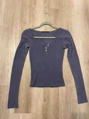 Brandy Melville Ribbed Henley Long-Sleeve Top in Slate Blue